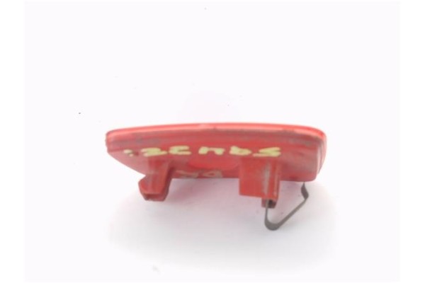 Recambio de reflectante paragolpes trasero para renault scenic ii (jm) 1.5 dci (jm02, jm13) referencia OEM IAM 820052643A  