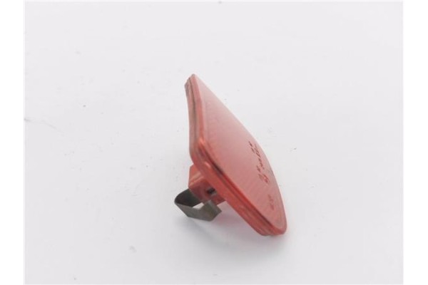 Recambio de reflectante paragolpes trasero para renault scenic ii (jm) 1.5 dci (jm02, jm13) referencia OEM IAM 820052643A  