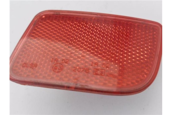 Recambio de reflectante paragolpes trasero para renault scenic ii (jm) 1.5 dci (jm02, jm13) referencia OEM IAM 820052643A  