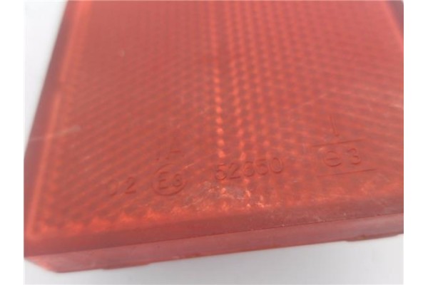 Recambio de reflectante paragolpes trasero para peugeot boxer furgón (244) 2.2 hdi referencia OEM IAM 1317573080  