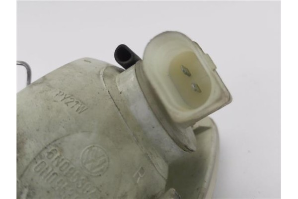 Recambio de intermitente delantero dcho para volkswagen polo iii berlina (6n2) 1.4 conceptline referencia OEM IAM 6N0953042N 6N0