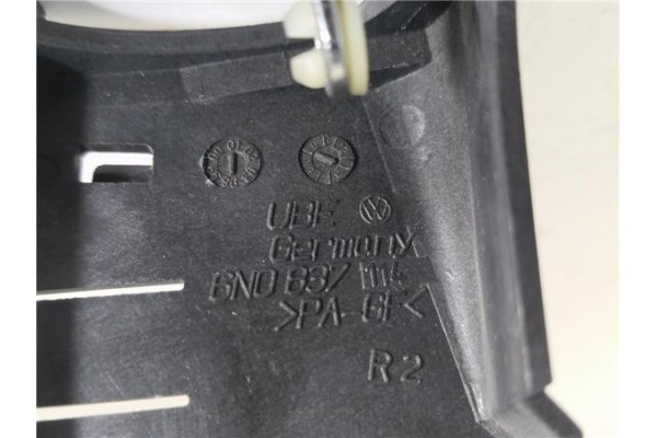 Recambio de manilla int. puerta delantero derecha para volkswagen polo iii berlina (6n2) 1.4 conceptline referencia OEM IAM 6N08