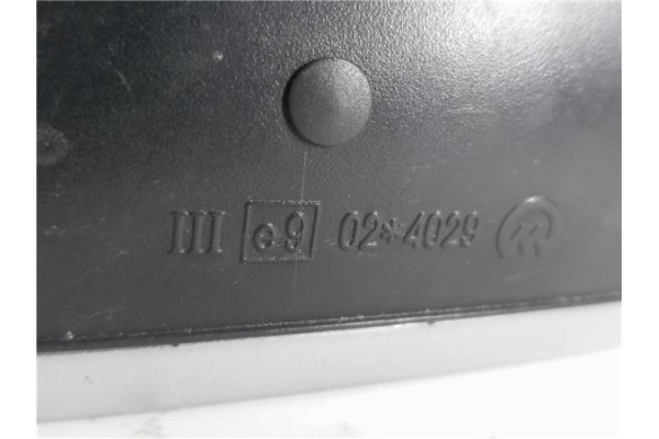 Recambio de retrovisor electrico derecho para volkswagen golf iv berlina (1j1) 1.8 t referencia OEM IAM E9024029  