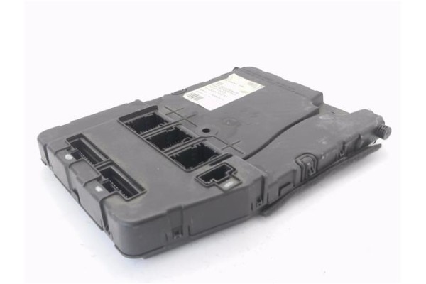 Recambio de caja fusibles/rele para renault megane ii (bm0/1_, cm0/1_) 1.9 dci referencia OEM IAM 8200306435 8200280945 