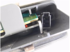 Recambio de luz central de freno para opel zafira 1.9 cdti referencia OEM IAM 13252463 555461589 