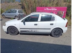 opel astra g berlina del año 2001