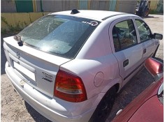 opel astra g berlina del año 2001