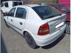 opel astra g berlina del año 2001
