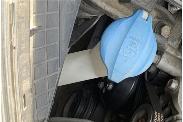 Recambio de deposito limpiaparabrisas para hyundai i10 (ia) 1.0 classic referencia OEM IAM 98620B9010 Recambio de deposito limpiaparabrisas para hyundai i10 (ia) 1.0 classic referencia OEM IAM 98620B9010