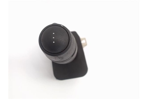 Recambio de mando limpiaparabrisas para renault clio ii fase ii (b/cb0) referencia OEM IAM   