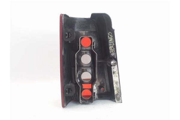 Recambio de piloto trasero derecho para citroen berlingo 2.0 hdi vivace referencia OEM IAM 85521909rb  