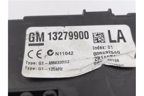 Recambio de centralita para opel corsa d 1.2 referencia OEM IAM 13279900 000292540 28140881 