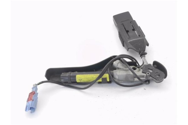 Recambio de anclaje cinturon delantero izquierdo para citroen c2 1.4 hdi referencia OEM IAM 9640678877 TRW33022955 