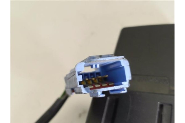 Recambio de anclaje cinturon delantero izquierdo para citroen c2 1.4 hdi referencia OEM IAM 9640678877 TRW33022955 