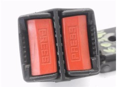 Recambio de anclaje cinturon trasero derecho para renault clio ii fase i (b/cb0) 1.4 alize referencia OEM IAM 8200684043 7790432