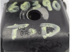 Recambio de anclaje cinturon trasero derecho para renault clio ii fase i (b/cb0) 1.4 alize referencia OEM IAM 8200684043 7790432