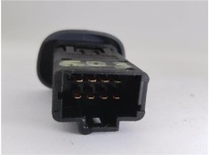 Recambio de interruptor luces emergencia para renault clio ii fase i (b/cb0) 1.4 alize referencia OEM IAM 252903199R 421820B 