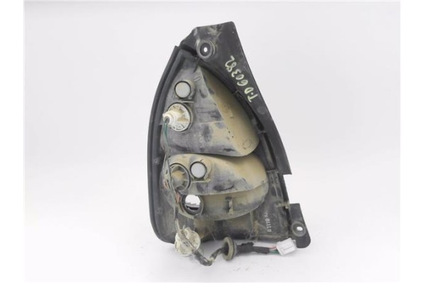 Recambio de piloto trasero derecho para hyundai lantra familiar (rd) 1.6 16v referencia OEM IAM 9240229910 92402299 