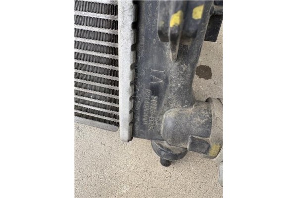 Recambio de radiador para hyundai i10 (ia) 1.0 classic referencia OEM IAM 25310B9000  