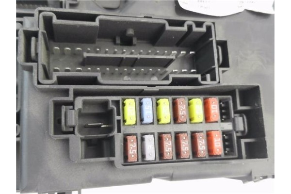 Recambio de centralita para opel corsa d 1.2 referencia OEM IAM 13279900 000292540 28140881 