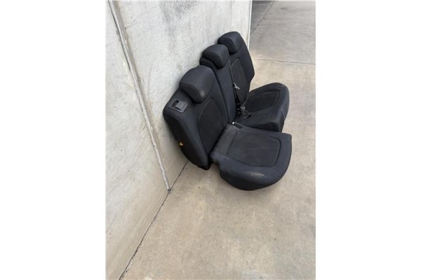 Recambio de asientos traseros para hyundai i10 (ia) 1.0 classic referencia OEM IAM 89400B9100MVH 89300B9100MVH 