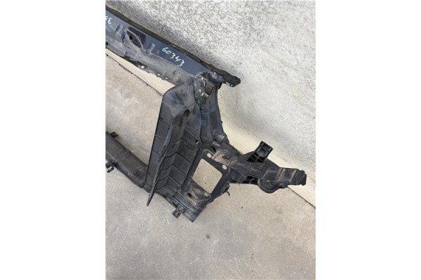 Recambio de frente delantero para hyundai i10 (ia) 1.0 classic referencia OEM IAM 64101B9000  