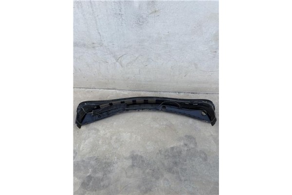 Recambio de torpedo para hyundai i10 (ia) 1.0 classic referencia OEM IAM 66700B9000  