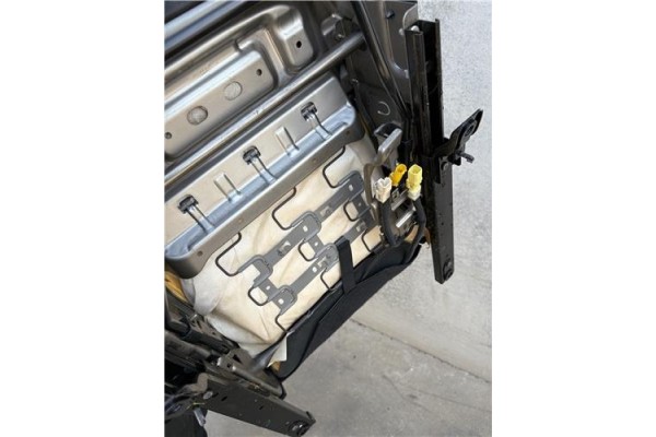 Recambio de asiento delantero derecho para hyundai i10 (ia) 1.0 classic referencia OEM IAM 88400B9100MVH  