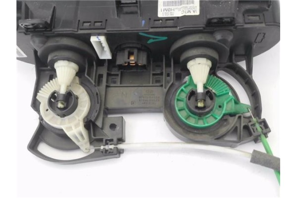 Recambio de mandos calefaccion / a.a. para hyundai i10 (ia) 1.0 classic referencia OEM IAM 97250B9AA0PGB  