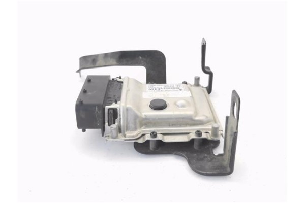 Recambio de centralita para hyundai i10 (ia) 1.0 classic referencia OEM IAM 3911504389 1038407763 