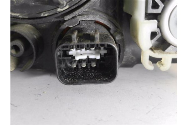 Recambio de faro delantero izquierdo para hyundai i10 (ia) 1.0 classic referencia OEM IAM 92101B9000 U009BHXL 