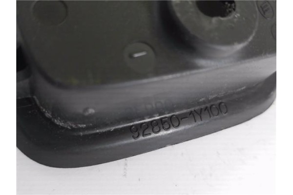 Recambio de luz delantero central techo para hyundai i10 (ia) 1.0 classic referencia OEM IAM 928501Y000  
