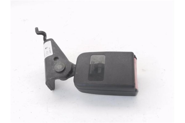 Recambio de anclaje cinturon trasero derecho para renault megane ii (bm0/1_, cm0/1_) 2.0 16v (bm0u, cm0u) referencia OEM IAM 061