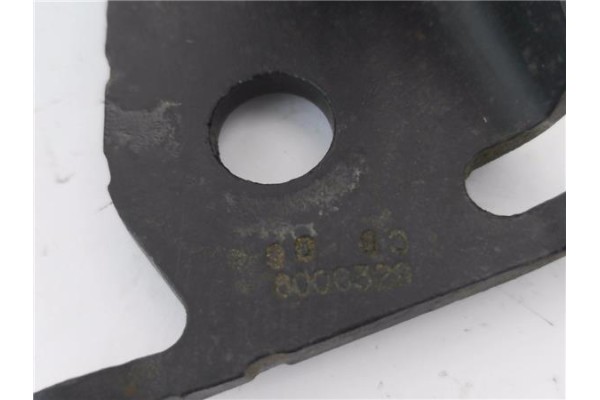 Recambio de anclaje cinturon trasero derecho para renault megane ii (bm0/1_, cm0/1_) 2.0 16v (bm0u, cm0u) referencia OEM IAM 061