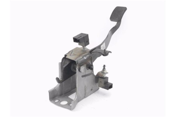 Recambio de pedal embrague para hyundai i10 (ia) 1.0 classic referencia OEM IAM 32802B9000  