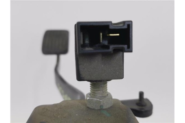 Recambio de pedal embrague para hyundai i10 (ia) 1.0 classic referencia OEM IAM 32802B9000  