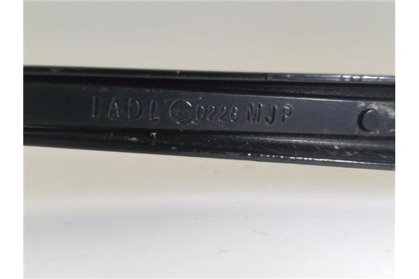 Recambio de brazo limpiaparabrisas delantero izquierdo para hyundai i10 (ia) 1.0 classic referencia OEM IAM 98311B9050  