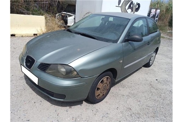 seat ibiza (6l1) del año 2002