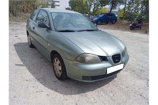 seat ibiza (6l1) del año 2002