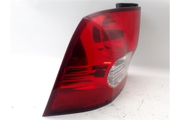 Recambio de piloto trasero izquierdo para ssangyong actyon 2.0 200 xdi referencia OEM IAM 8360131014  