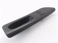 Recambio de mando elevalunas delantero izquierdo para renault laguna (b56) 2.2 dt (b569) referencia OEM IAM 7701672452E 77008226