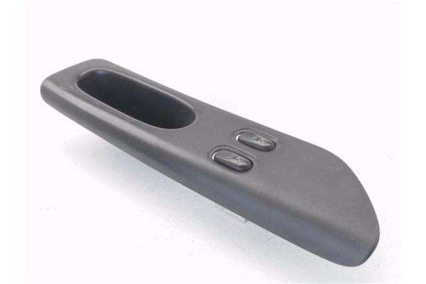 Recambio de mando elevalunas delantero izquierdo para renault laguna (b56) 2.2 dt (b569) referencia OEM IAM 7701672452E 77008226