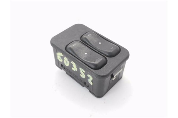Recambio de mando elevalunas delantero izquierdo para opel astra g berlina 2.0 di referencia OEM IAM 90561088 13363201 