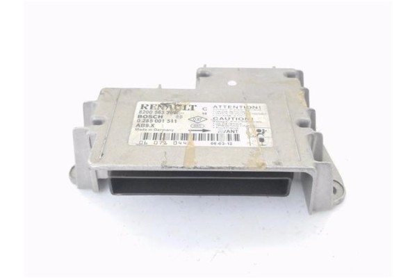 Recambio de centralita airbag para renault clio iii 1.5 dci (br17, cr17) referencia OEM IAM 8200563369 0285001511 