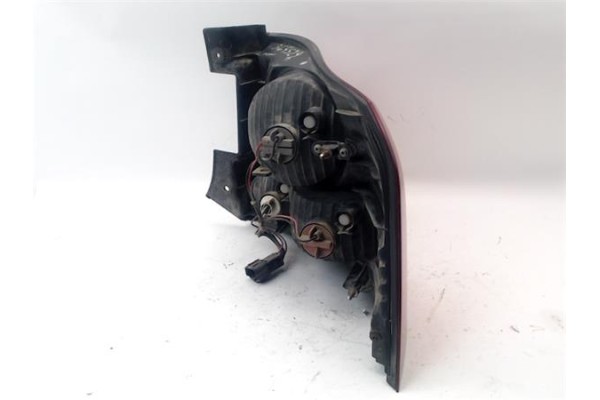 Recambio de piloto trasero izquierdo para ssangyong actyon 2.0 200 xdi referencia OEM IAM 8360131014  