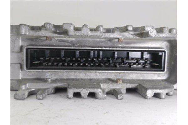 Recambio de centralita para seat ibiza (6k1) 1.6 i referencia OEM IAM 8A0907311J 261203192 