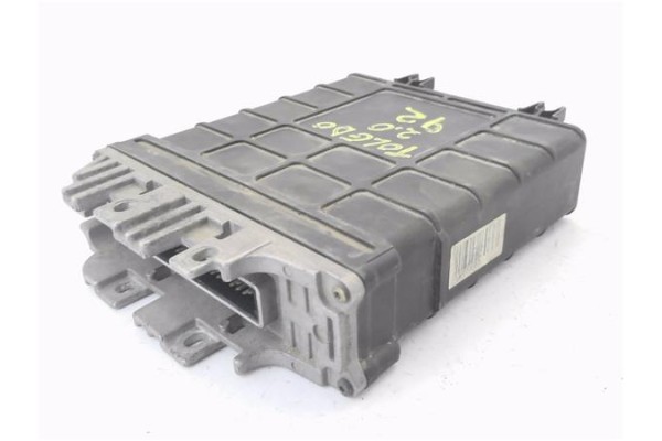 Recambio de centralita para seat toledo (1l) 2.0 i referencia OEM IAM 037906024S 5WP4135 
