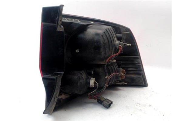 Recambio de piloto trasero izquierdo para ssangyong actyon 2.0 200 xdi referencia OEM IAM 8360131014  