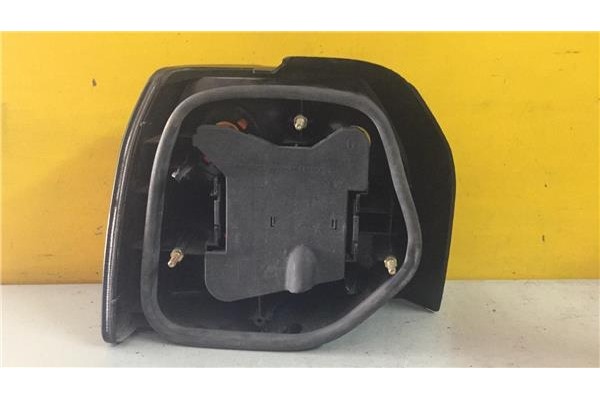 Recambio de piloto trasero derecho para renault 19 ii (b/c53_) 1.8 (5/353a) referencia OEM IAM 7700816016  