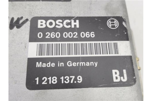 Recambio de centralita para bmw serie 7 (e32) 3.0 730i (138kw) referencia OEM IAM 12181379 260002066 